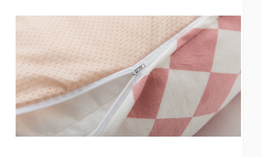 Cozy Pet Bed for Dogs and Cats