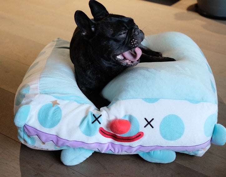 Cozy Pet Bed for Dogs and Cats